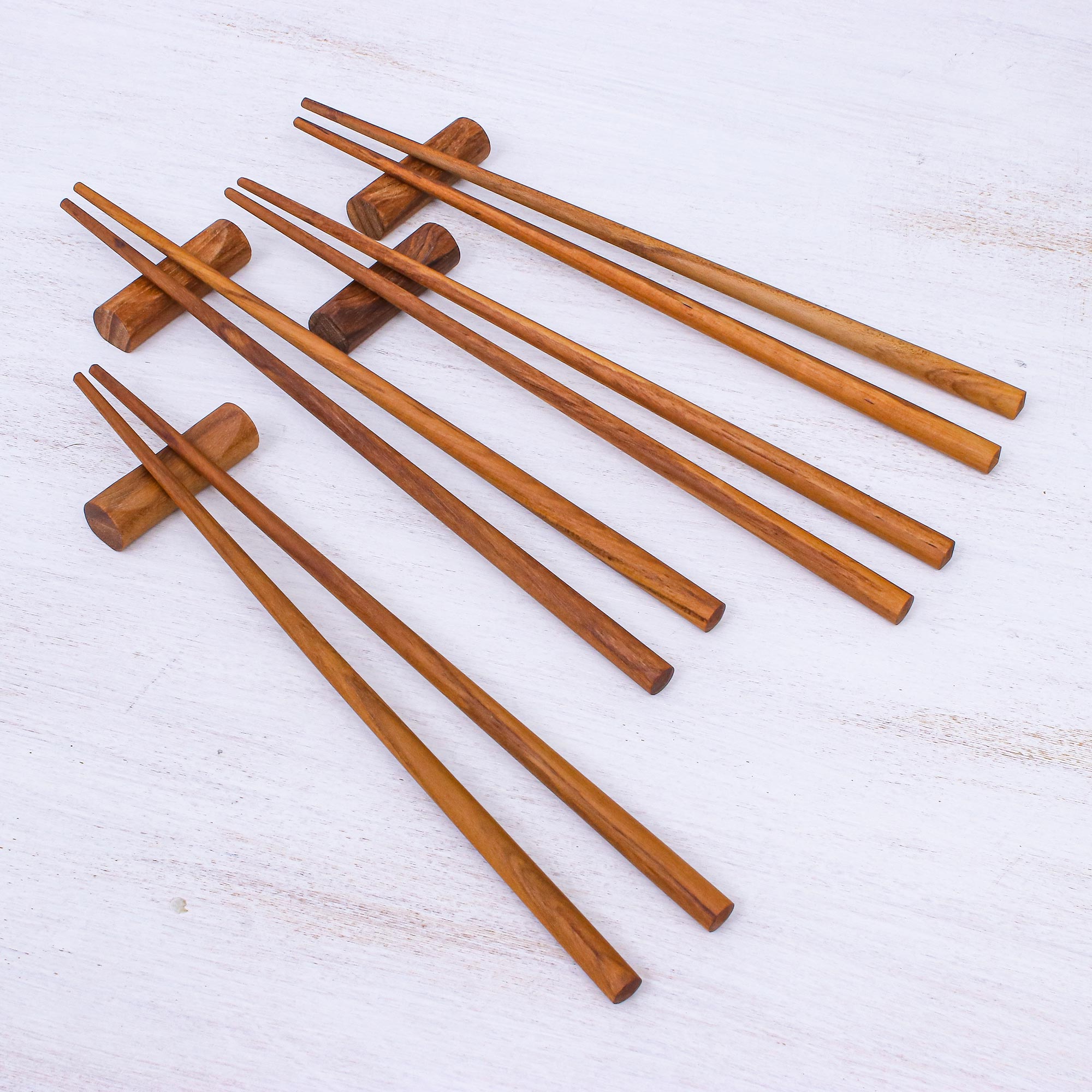 Teak Chopstick Set of 4 with Rests - Smooth Meal