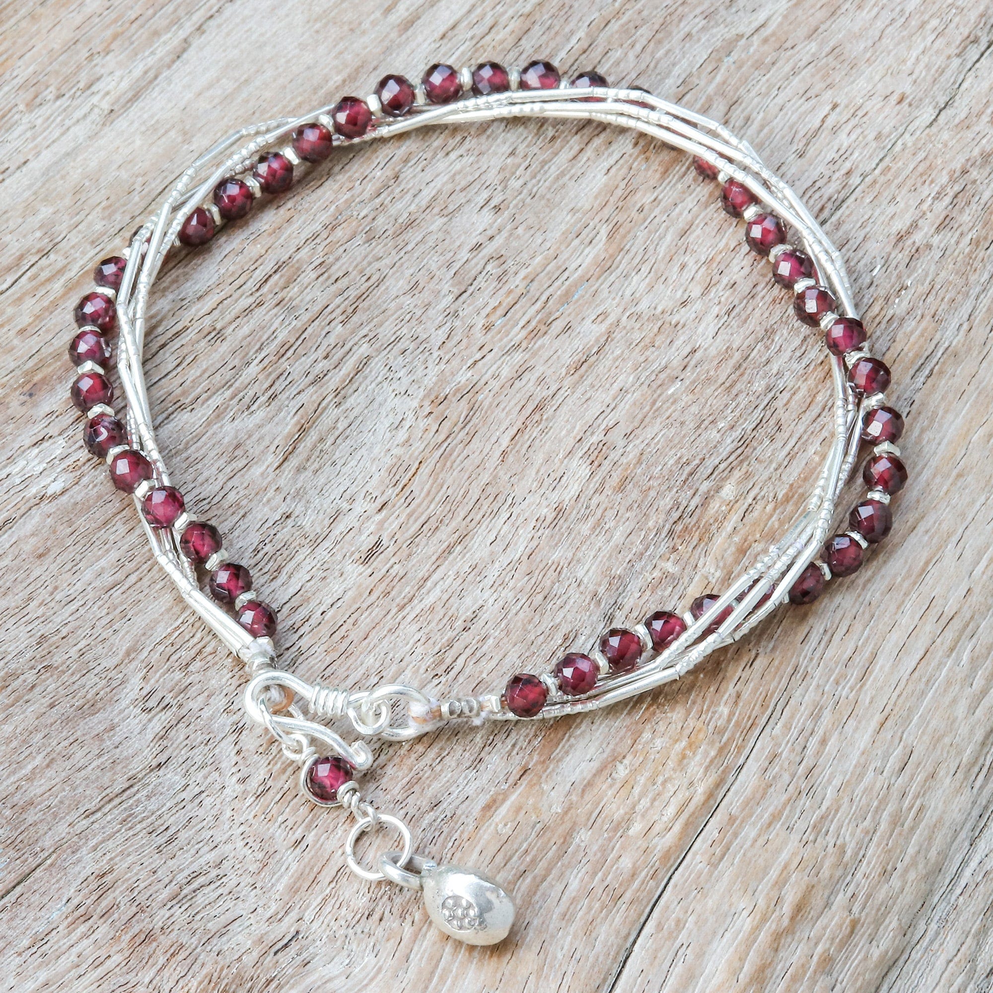 Red-Toned Natural Garnet and Silver Beaded Charm Bracelet - My Lovely Day